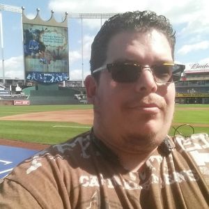 Meet your Posher, Lawrence